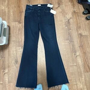 Mother jeans the weekender fray size 28